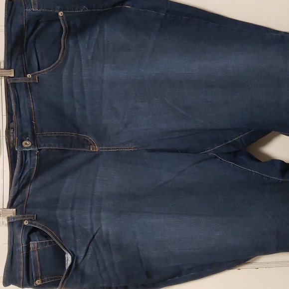 Torrid Premium Barely Boot Jeans 28R - Picture 3 of 12